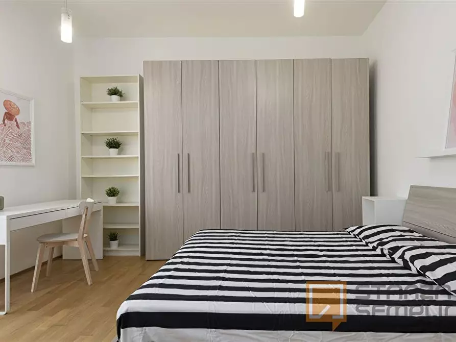 Immagine 1 di Stanza singola in affitto  in Viale Redi 45 a Firenze