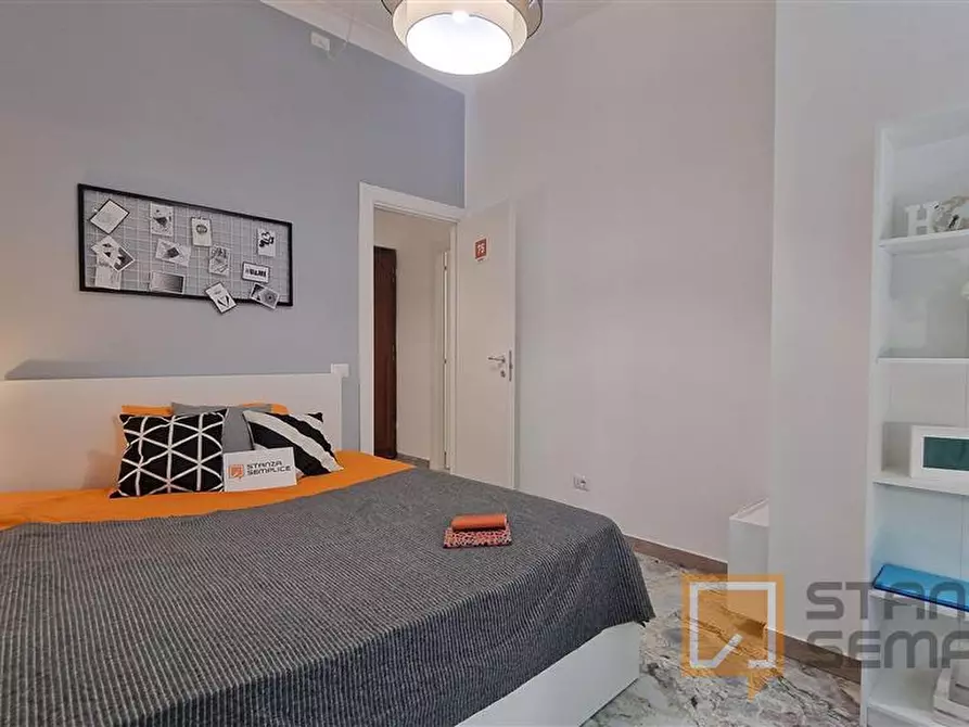 Immagine 6 di Stanza singola in affitto  in Viale delle Province, 79 a Roma