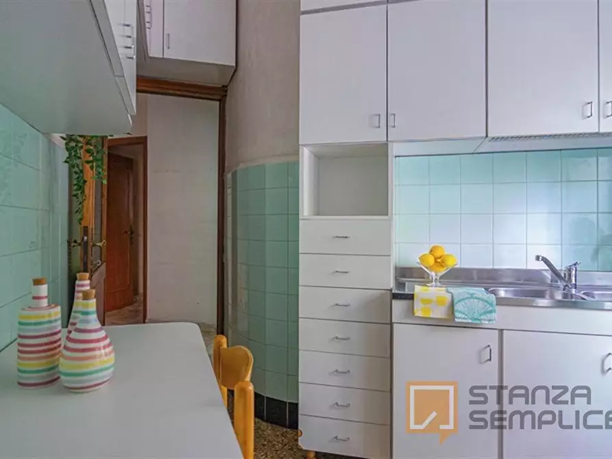 Immagine 5 di Stanza singola in affitto  in Viale delle Province, 79 a Roma