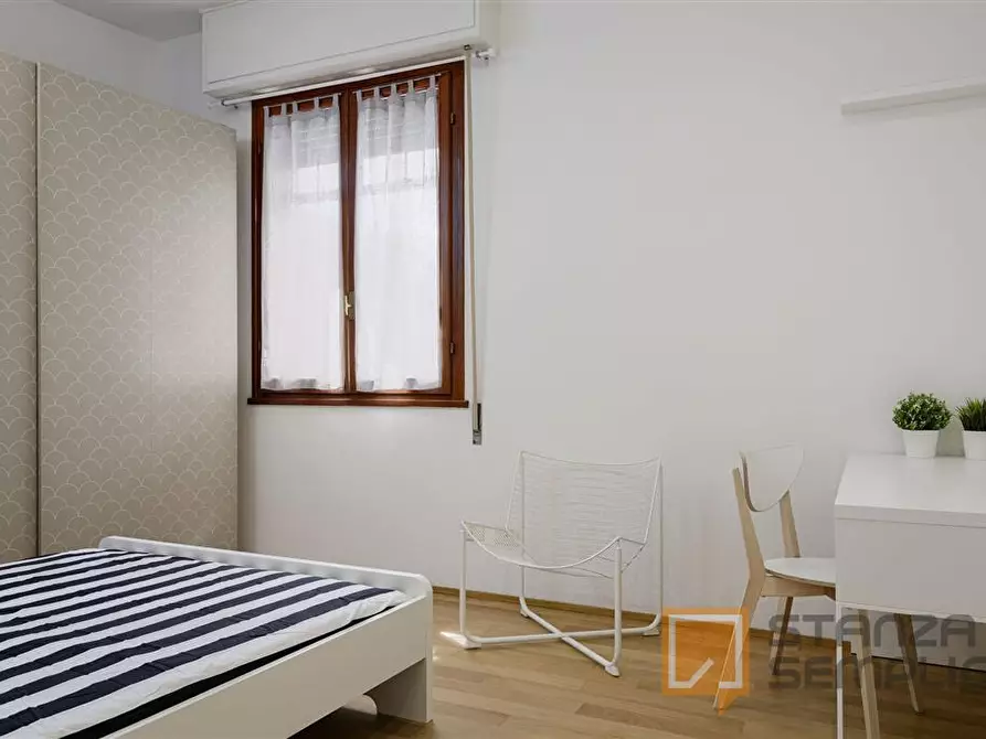 Immagine 2 di Stanza singola in affitto  in Viale Redi 45 a Firenze