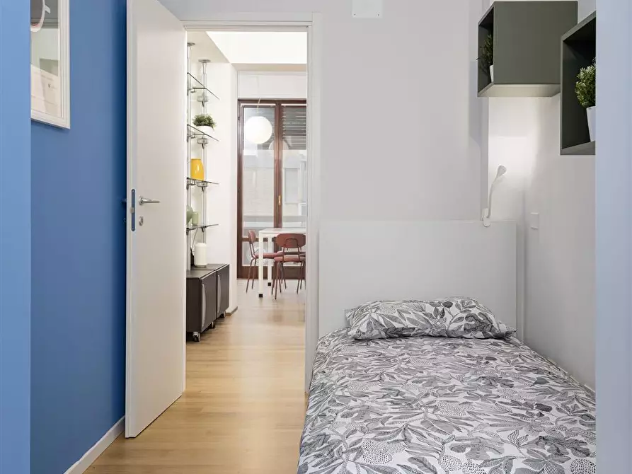 Immagine 2 di Stanza singola in affitto  in Viale Redi 45 a Firenze