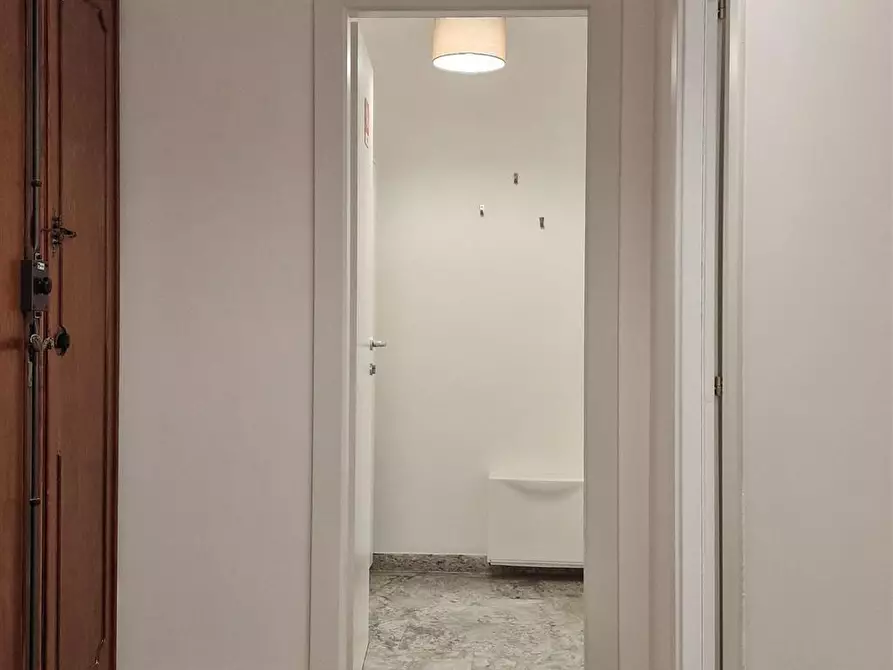 Immagine 26 di Stanza singola in affitto  in Via Viale delle Province, 79 a Roma