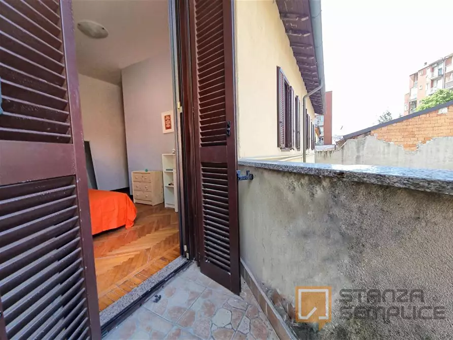 Immagine 2 di Stanza singola in affitto  in Via Zumbini 38 a Milano