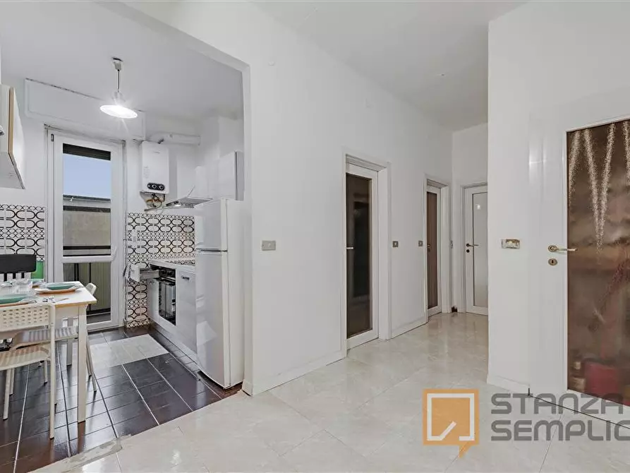 Immagine 4 di Stanza singola in affitto  in Via Beato Padre Pio da Pietralcina 2 a Milano