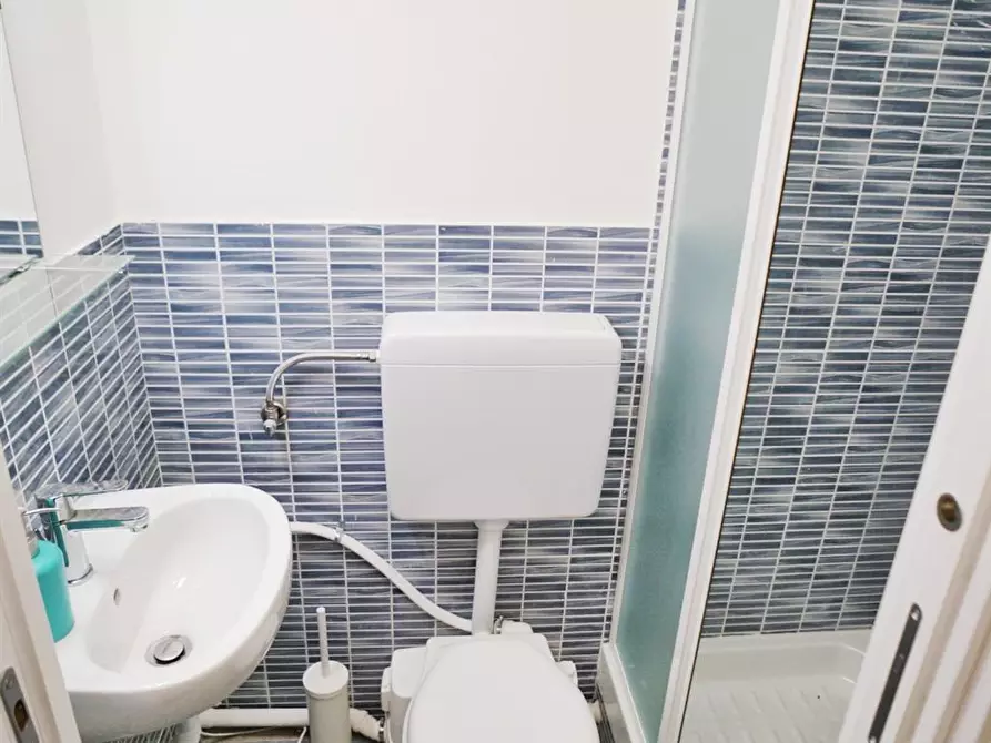 Immagine 6 di Stanza singola in affitto  in Via Corridoni 6 a Milano