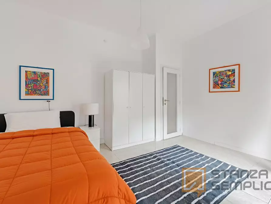 Immagine 1 di Stanza singola in affitto  in Via Beato Padre Pio da Pietralcina 2 a Milano