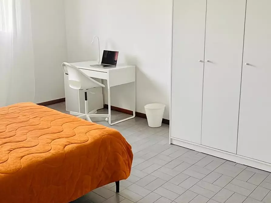 Immagine 2 di Stanza singola in affitto  in Via Cilea 128 a Milano