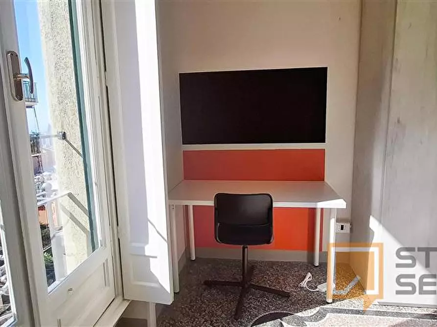 Immagine 8 di Stanza singola in affitto  in VIA ANTON CROCCO 8/13 a Genova
