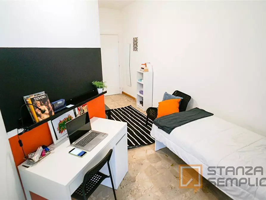 Immagine 1 di Stanza singola in affitto  in Via Chopin 1 a Milano