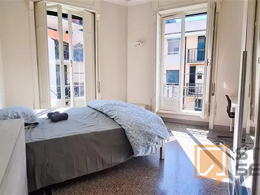 Immagine 11 di Stanza singola in affitto  in VIA ANTON CROCCO 8/13 a Genova