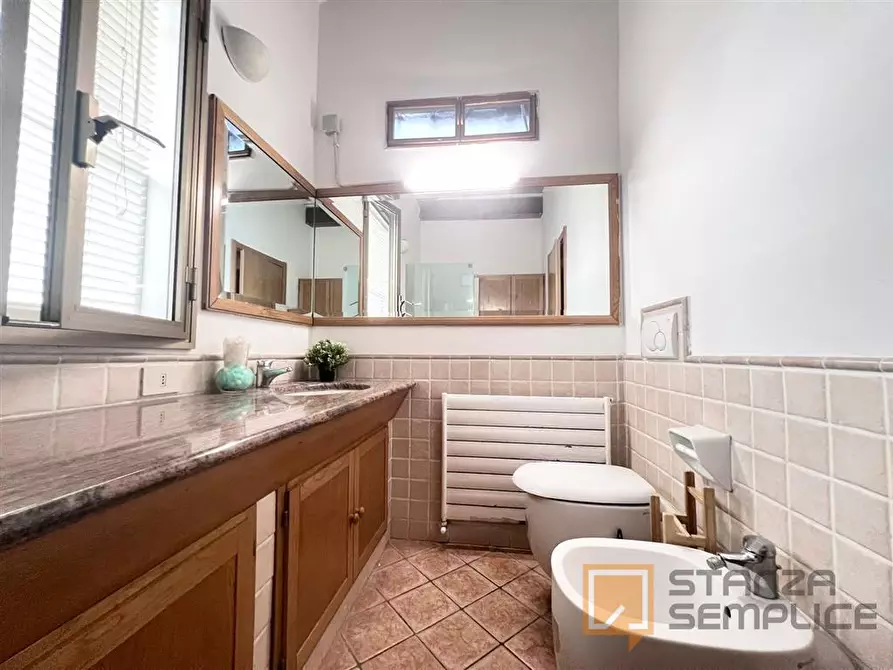 Immagine 3 di Stanza singola in affitto  in Via Petroni 11 a Bologna