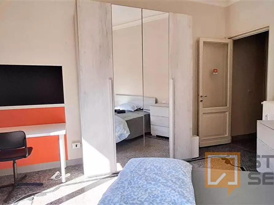 Immagine 10 di Stanza singola in affitto  in VIA ANTON CROCCO 8/13 a Genova