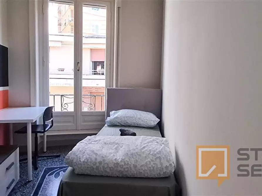 Immagine 8 di Stanza singola in affitto  in Via VIA ANTON CROCCO 8/13 a Genova