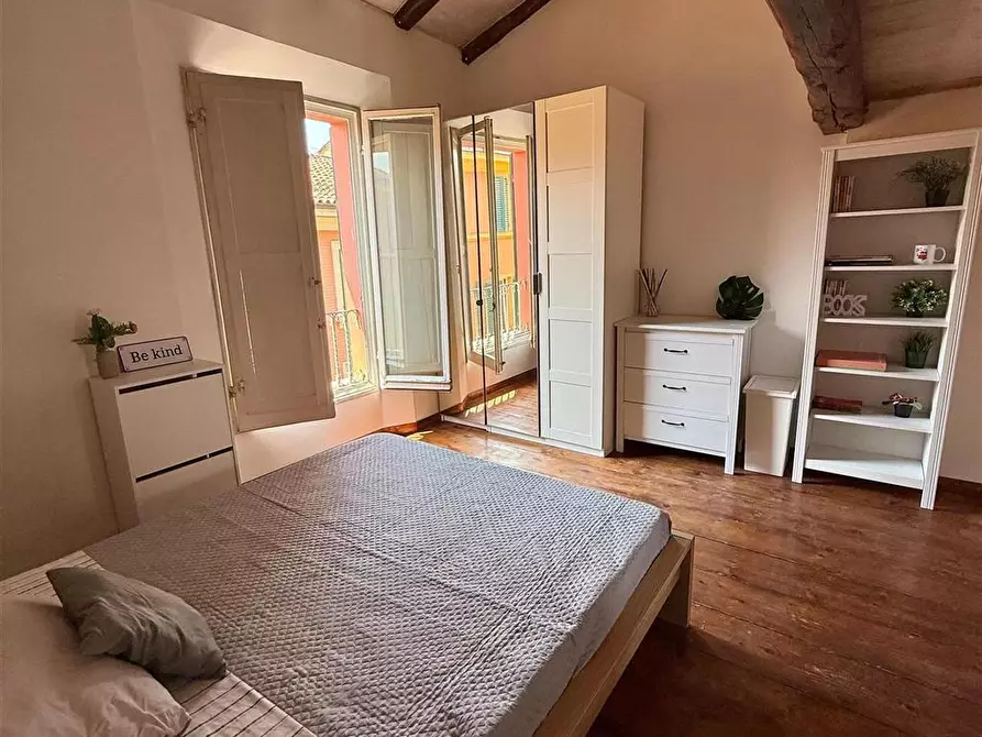 Immagine 8 di Stanza singola in affitto  in Via Petroni 11 a Bologna