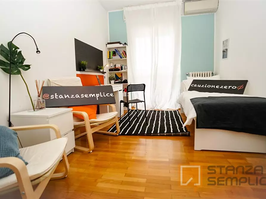 Immagine 1 di Stanza singola in affitto  in Via Chopin 1 a Milano