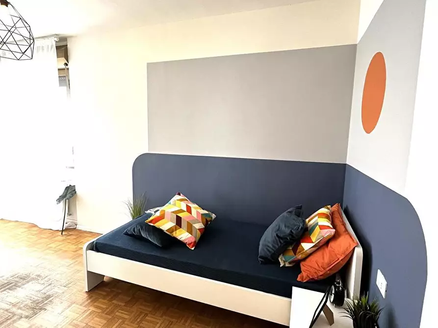 Immagine 1 di Stanza singola in affitto  in Via Meda 55 a Milano