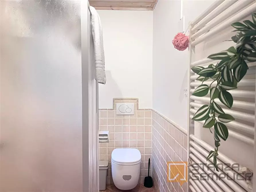 Immagine 2 di Stanza singola in affitto  in Via Petroni 11 a Bologna