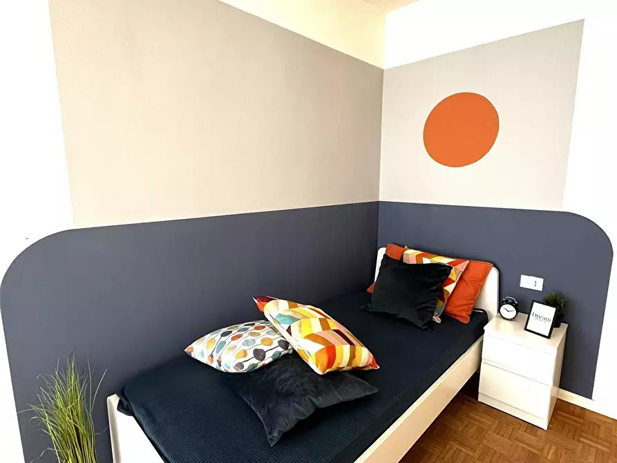 Immagine 1 di Stanza singola in affitto  in Via Meda 55 a Milano