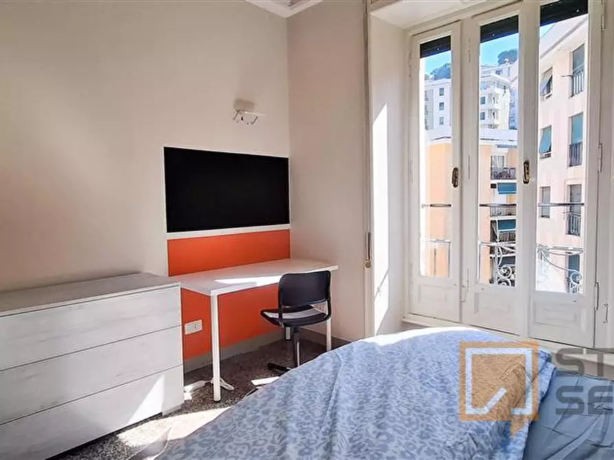 Immagine 10 di Stanza singola in affitto  in VIA ANTON CROCCO 8/13 a Genova