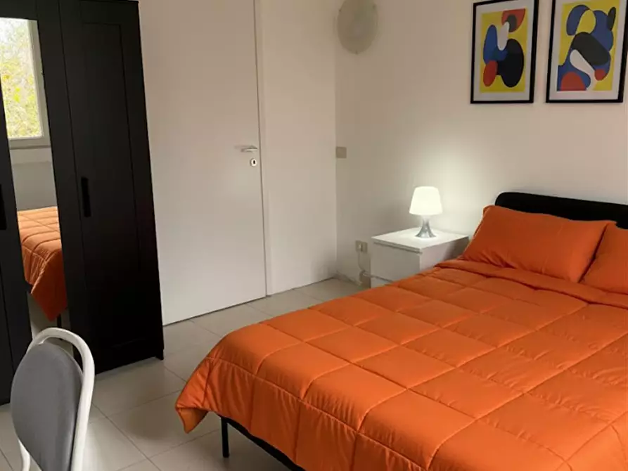 Immagine 1 di Stanza singola in affitto  in Via Odoardo Tabacchi 15 a Milano