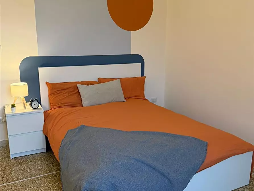 Immagine 1 di Stanza singola in affitto  in Via Barbieri 106 a Bologna