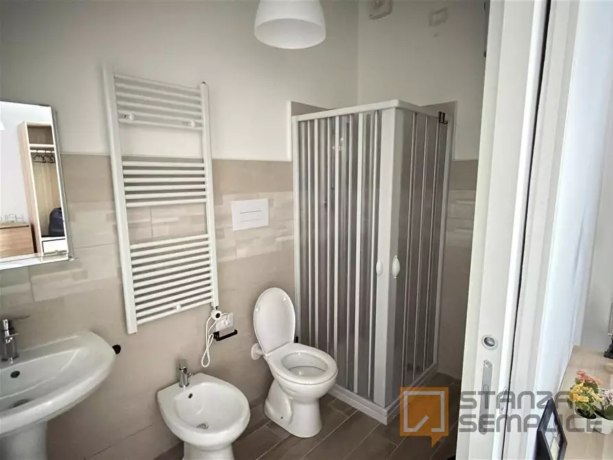 Immagine 6 di Stanza singola in affitto  in Via Tirino 67  int. 1 a Pescara