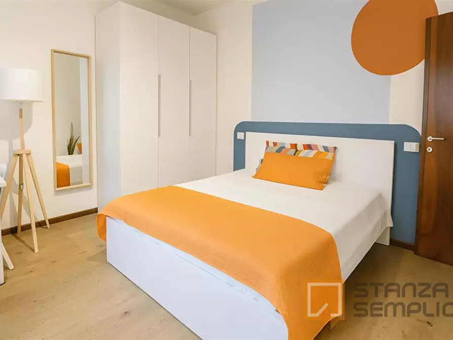 Immagine 2 di Stanza singola in affitto  in Via Vaccari 38 a Modena