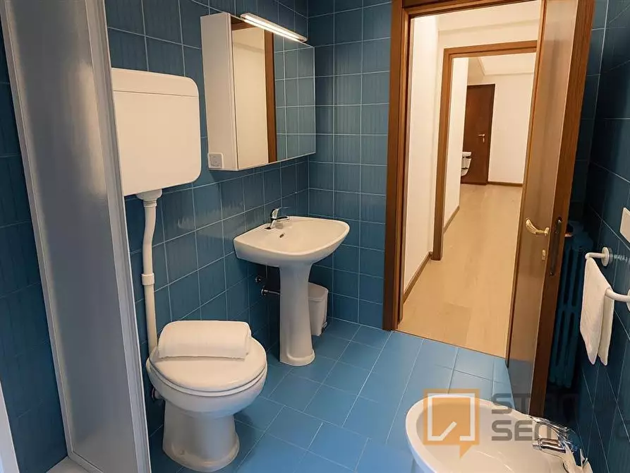 Immagine 11 di Stanza singola in affitto  in Via Vaccari 38 a Modena