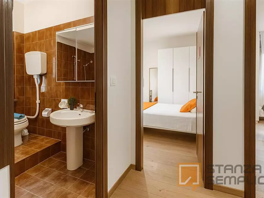 Immagine 13 di Stanza singola in affitto  in Via Vaccari 38 a Modena