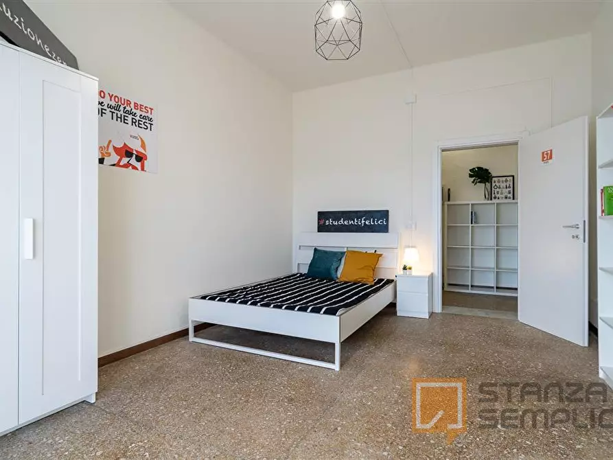 Immagine 4 di Stanza singola in affitto  in Via VIA PASQUALE GALLUPPI 5 a Pisa