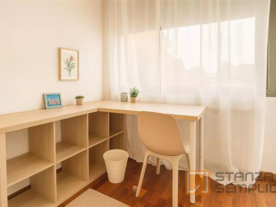 Immagine 1 di Stanza singola in affitto  in Via Vaccari 38 a Modena