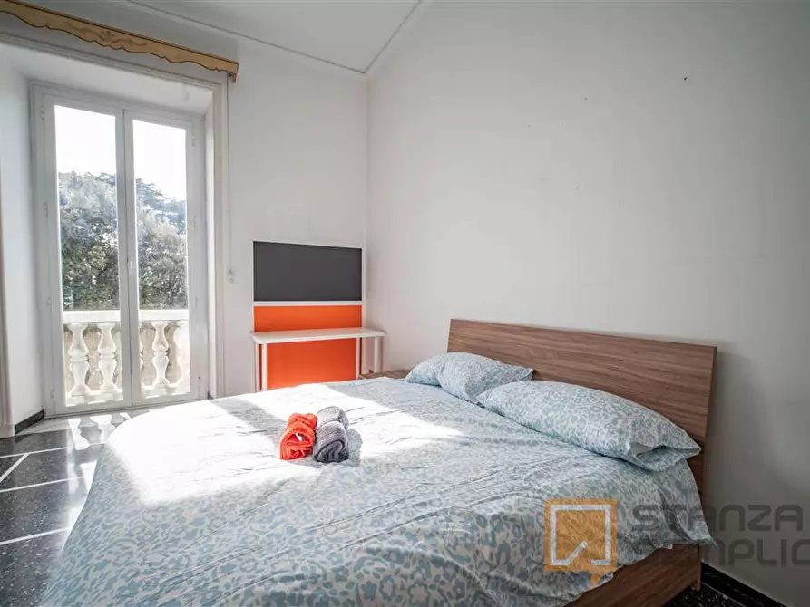 Immagine 21 di Stanza singola in affitto  in Corso MAGENTA 1 /5 a Genova