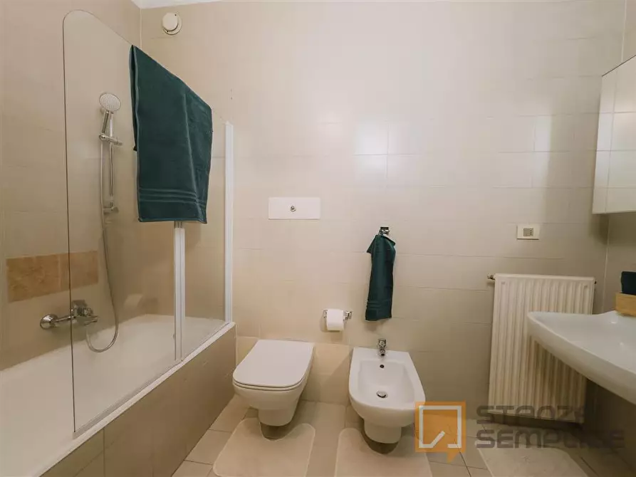 Immagine 9 di Stanza singola in affitto  in Via Albere 21 a Verona