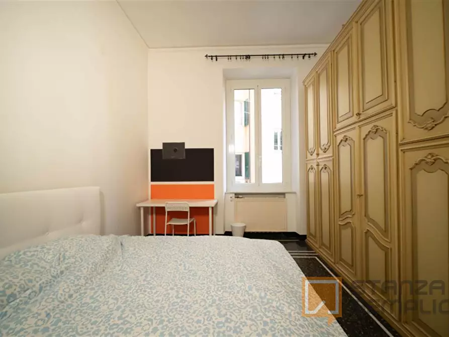 Immagine 20 di Stanza singola in affitto  in Corso MAGENTA 1 /5 a Genova