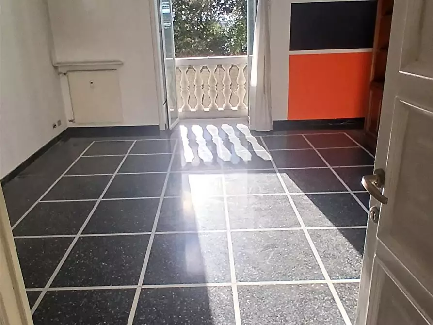 Immagine 3 di Stanza singola in affitto  in Corso MAGENTA 1 /5 a Genova