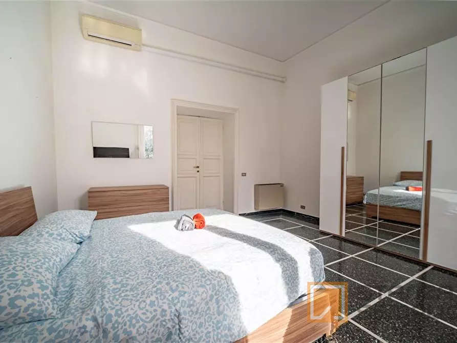 Immagine 20 di Stanza singola in affitto  in Corso MAGENTA 1 /5 a Genova