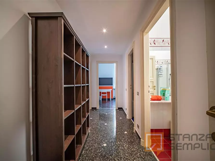 Immagine 14 di Stanza singola in affitto  in Corso MAGENTA 1 /5 a Genova