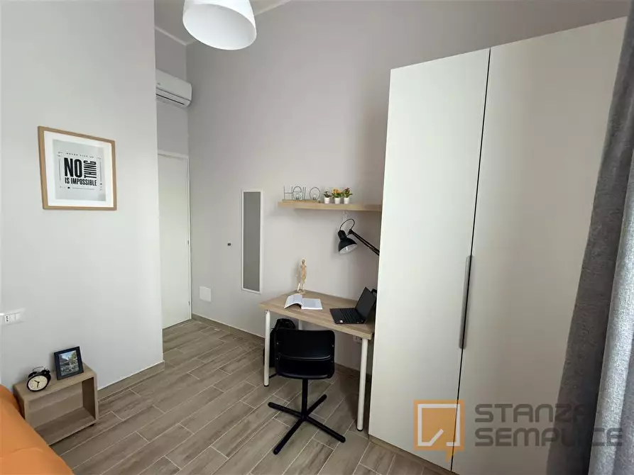 Immagine 2 di Stanza singola in affitto  in Via Tirino 67 a Pescara