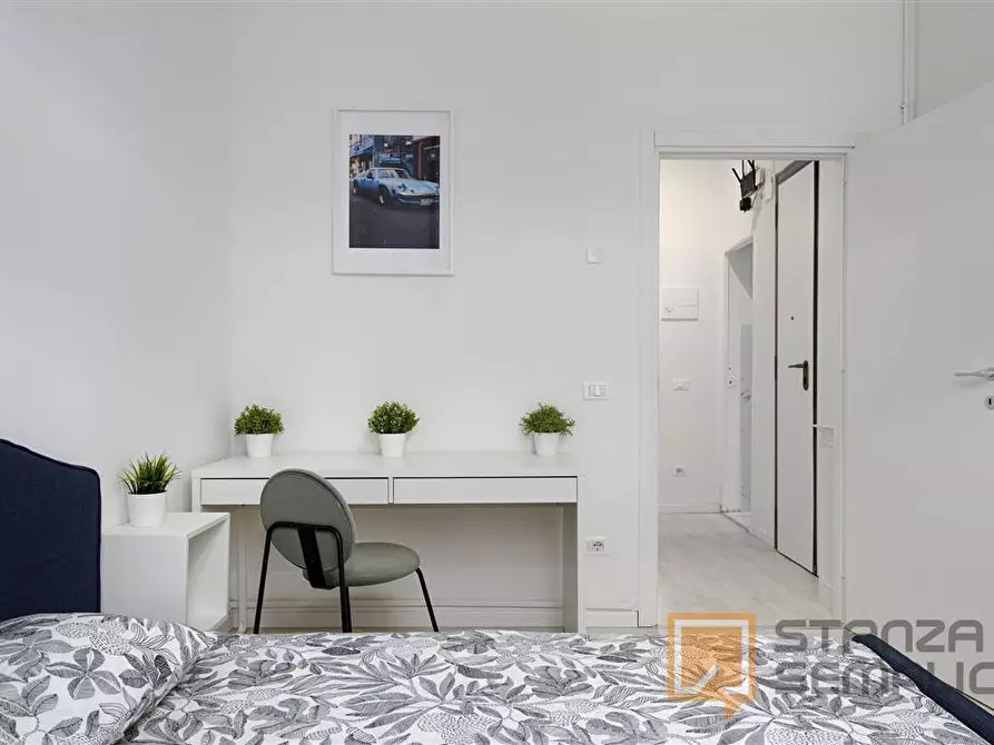 Immagine 2 di Stanza singola in affitto  in Via Dello Statuto a Firenze