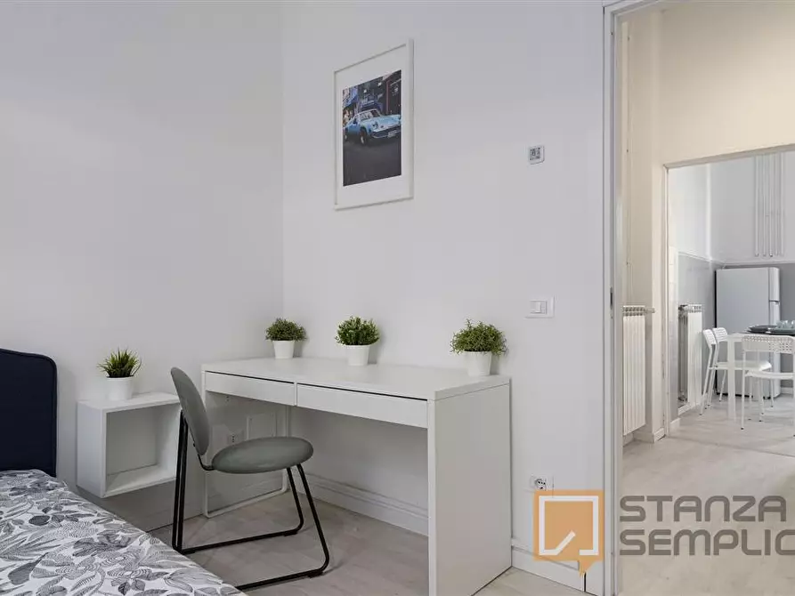 Immagine 3 di Stanza singola in affitto  in Via Dello Statuto a Firenze