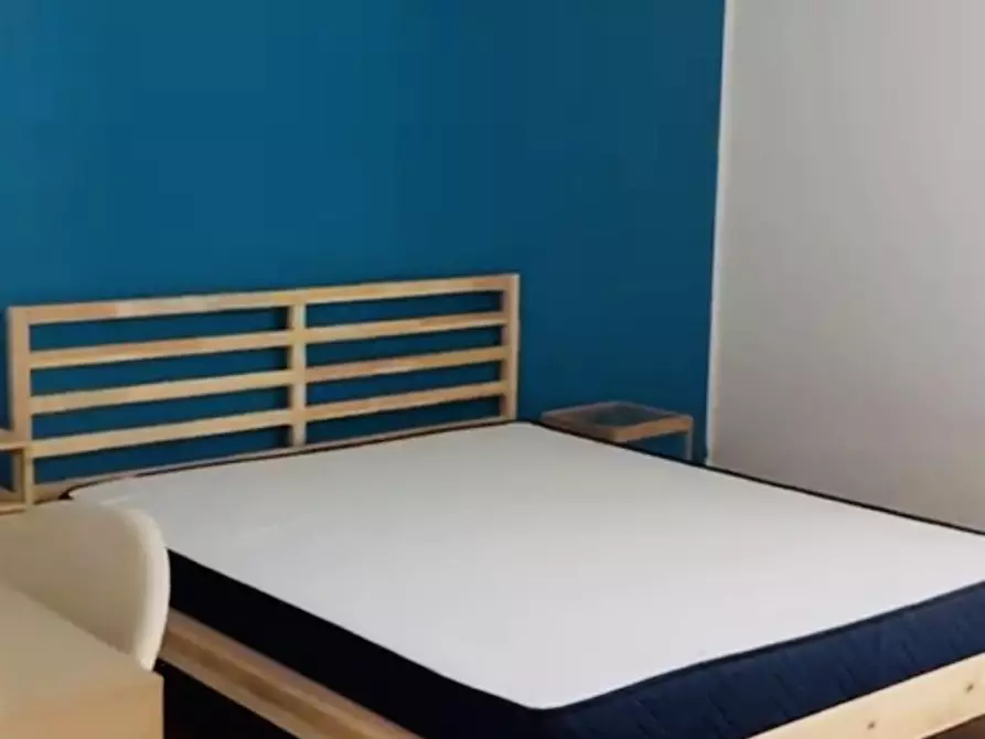 Immagine 1 di Stanza singola in affitto  in Via Goldoni 24 a Cagliari