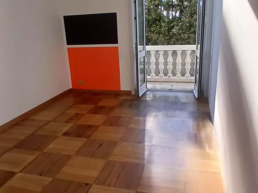 Immagine 5 di Stanza singola in affitto  in Corso MAGENTA 1 /5 a Genova