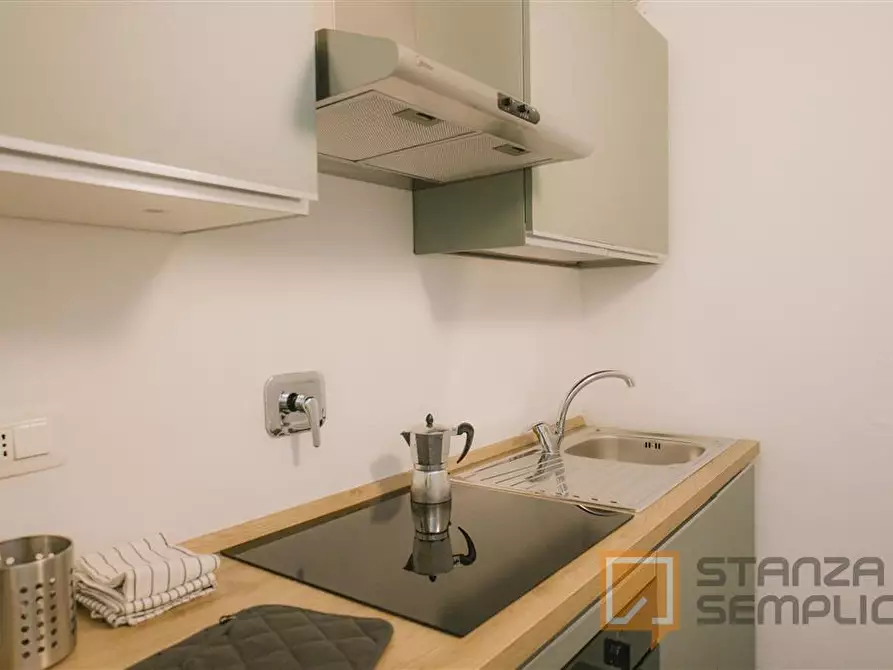 Immagine 5 di Stanza singola in affitto  in Via Via Del Portone 9 a Reggio Nell'emilia