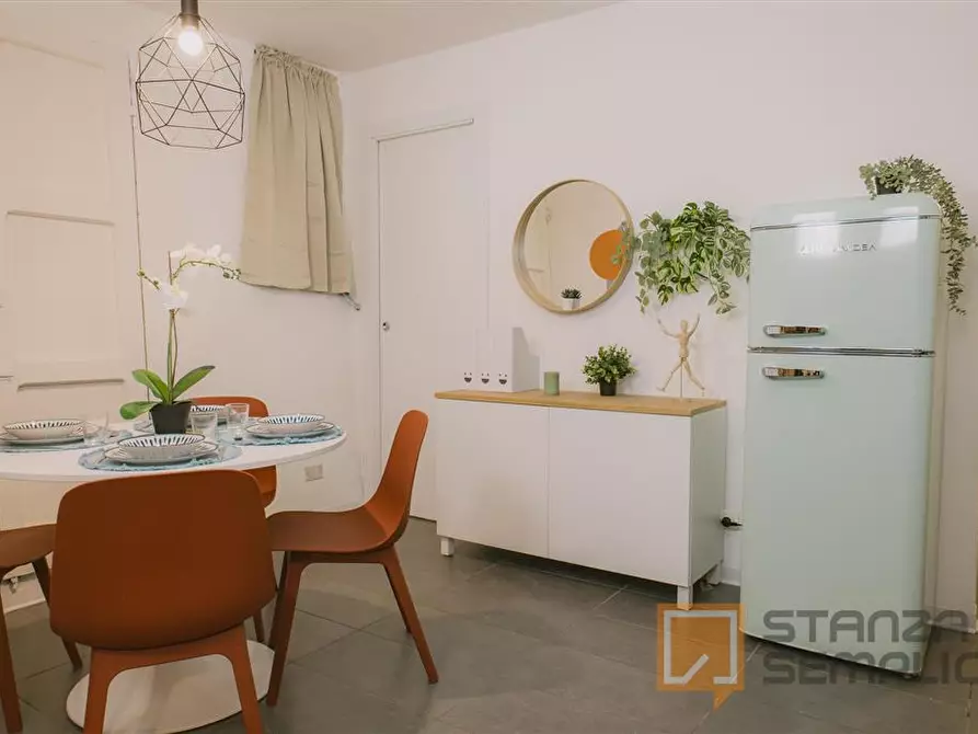 Immagine 2 di Stanza singola in affitto  in Via Via Del Portone 9 a Reggio Nell'emilia