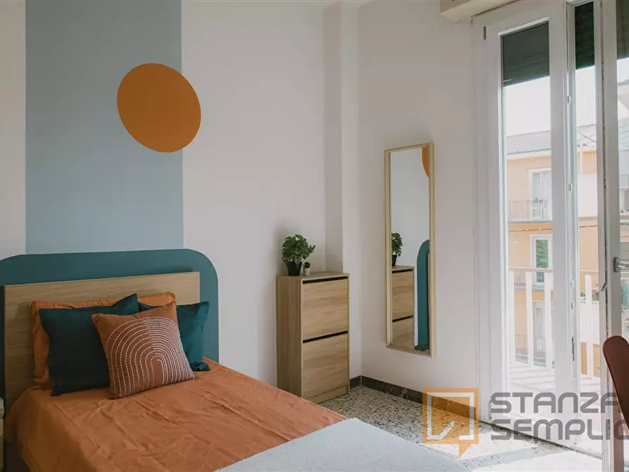 Immagine 2 di Stanza singola in affitto  in Via Marsala 64 a Verona