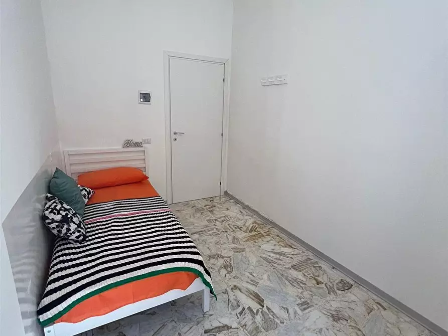 Immagine 2 di Stanza singola in affitto  in Via Grazia Deledda 22 (FS) a Cagliari