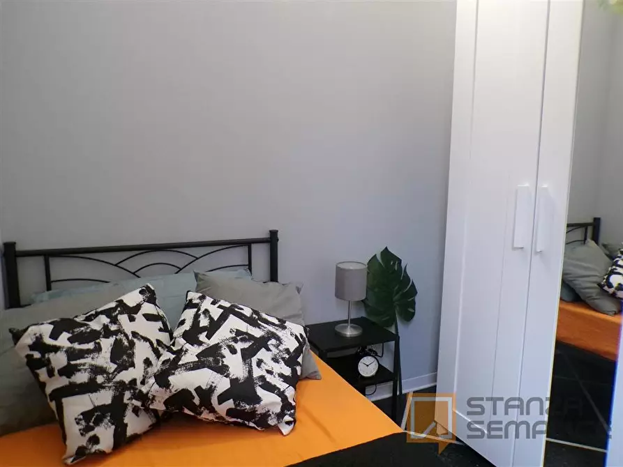 Immagine 10 di Stanza singola in affitto  in Via Beroaldo 1 a Bologna