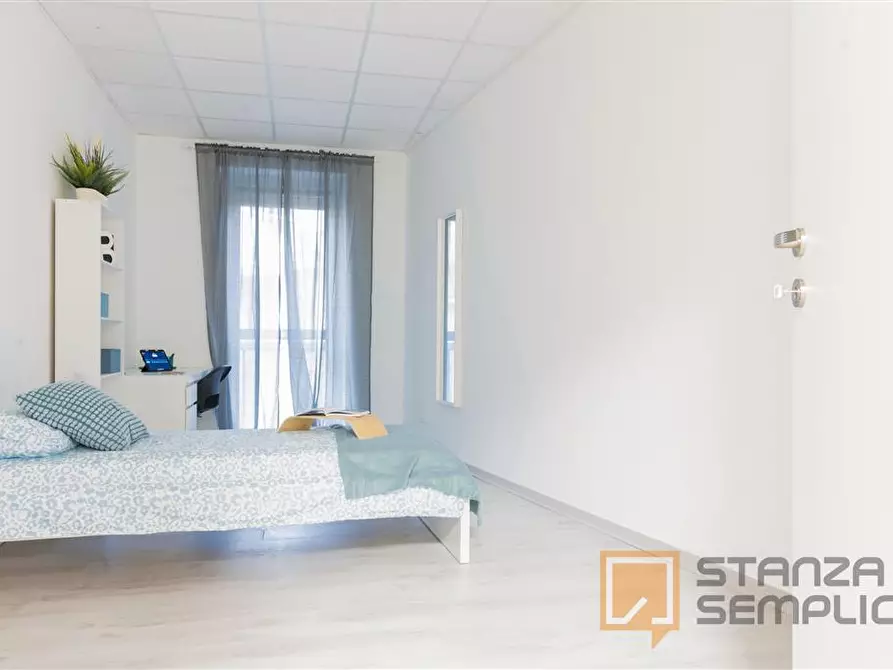 Immagine 2 di Stanza singola in affitto  in Via Elba 10 a Torino