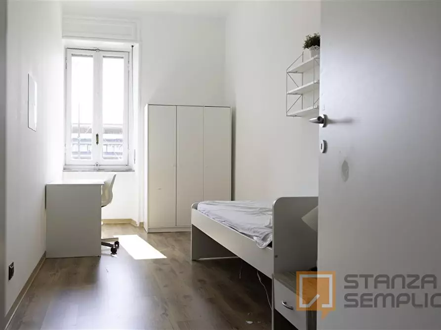 Immagine 1 di Stanza singola in affitto  in Piazza Galimberti 25 a Torino