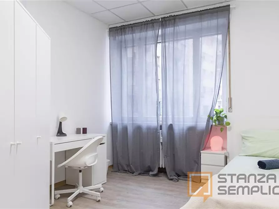 Immagine 1 di Stanza singola in affitto  in Via Frinco 15 a Torino